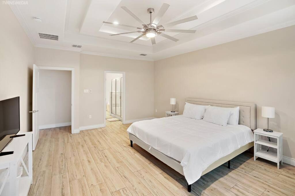 Luxurious Coastal Retreat Brand New 4Br Home With Fast Wifi, 15 Min To Beach! Corpus Christi Exterior foto